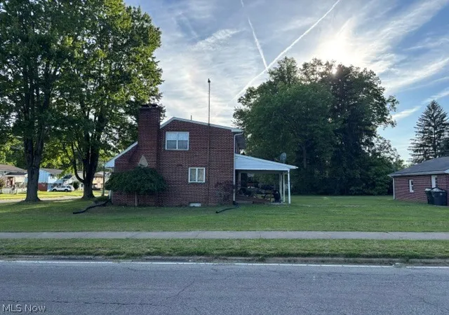 Photo 3 of Single family home for sale at 1006 Orlo, Warren, OH 44485 | MLS# 5215464 | Listing updated on 2026-09-22