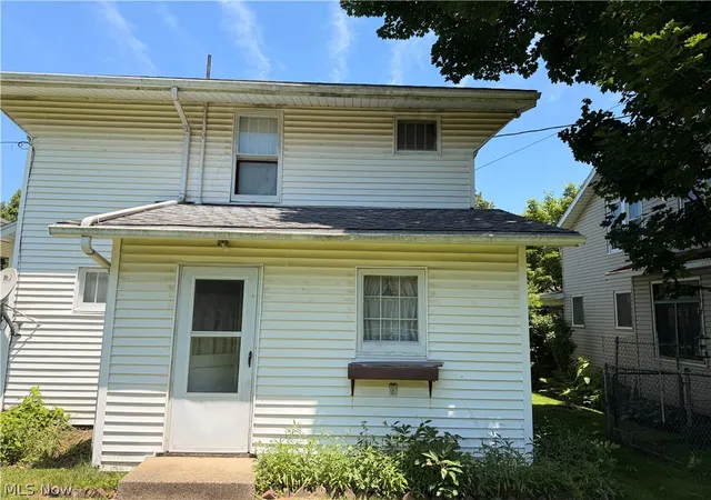 Photo 4 of Single family home for sale at 1018 Foster Ave, Cambridge, OH 43725 | MLS# 5215477 | Listing updated on 2026-06-03