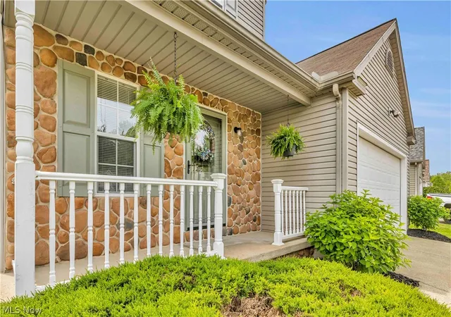 2nd image of 966 Chadwick Ln, Medina, OH 44256 | MLS# 5215420