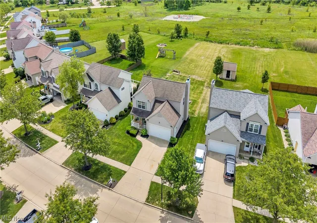 43rd image of 966 Chadwick Ln, Medina, OH 44256 | MLS# 5215420