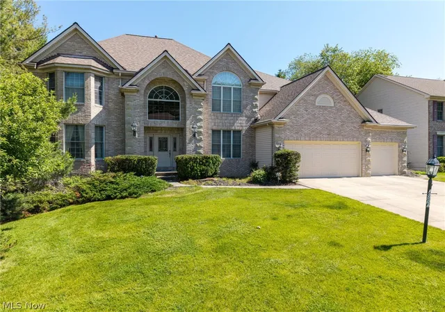 43rd image of 20852 Kylemore Dr, Strongsville, OH 44149 | MLS# 5215546