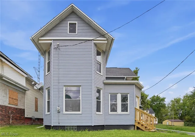 Homes for sale in Alliance, OH | 766 E Summit, Alliance, OH 44601 | MLS# 5207382