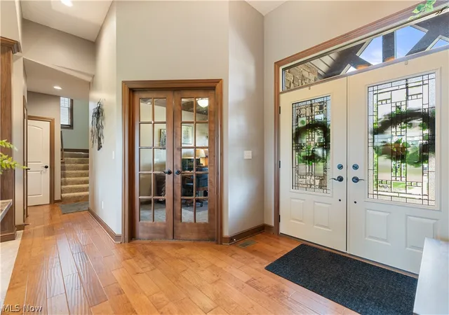 2nd image of 5850 Quarry Lake Dr Se, East Canton, OH 44730 | MLS# 5215553