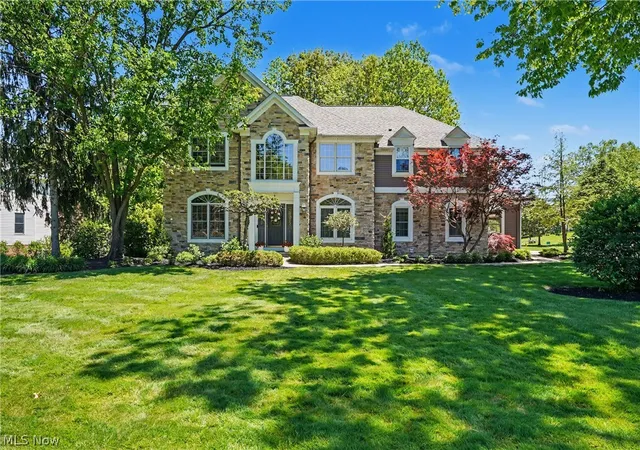 Homes for sale in Solon, OH | 6165 Loch Lomond Ct, Solon, OH 44139 | MLS# 5214820