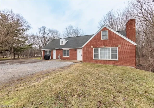 Homes for sale in North Ridgeville, OH | 35206 Center Ridge Rd, North Ridgeville, OH 44039 | MLS# 5215627