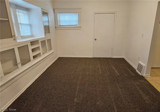 Photo 3 of Single family home for sale at 487 Talbot Ave, Akron, OH 44306 | MLS# 5215497 | Listing updated on 2026-08-03