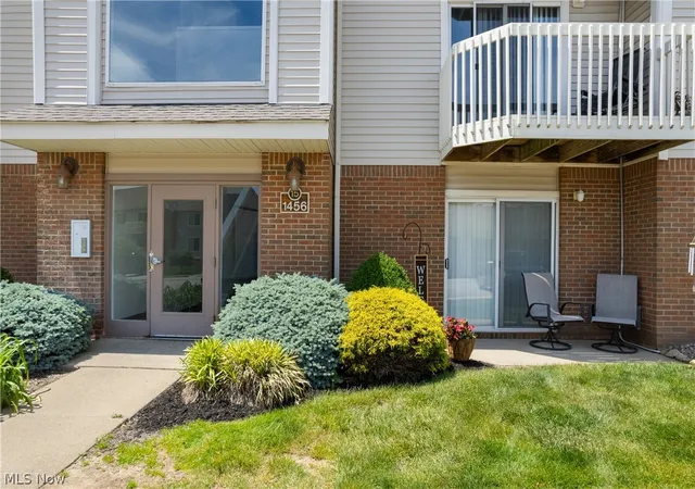 Photo 2 of Condo for sale at 1456 Buckingham Gate A Blvd, Cuyahoga Falls, OH 44221 | MLS# 5215548 | Listing updated on 2026-06-29