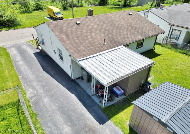 16th image of 2340 Cherry Hill Ave, Youngstown, OH 44509 | MLS# 5214883