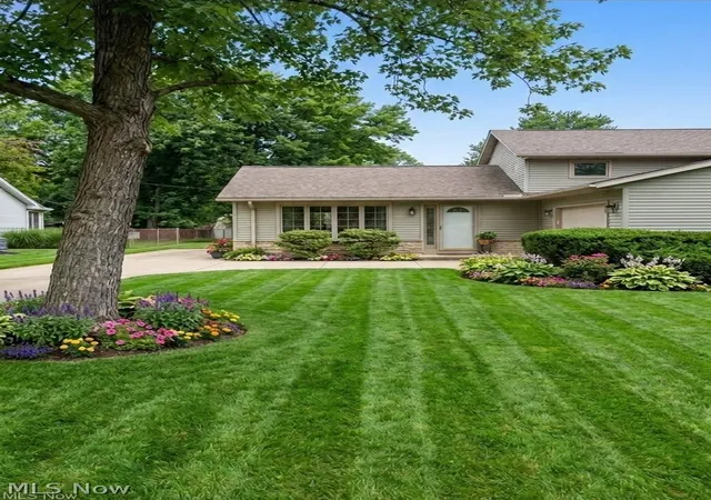 2nd image of 16244 Delmont Ave, Strongsville, OH 44136 | MLS# 5215711