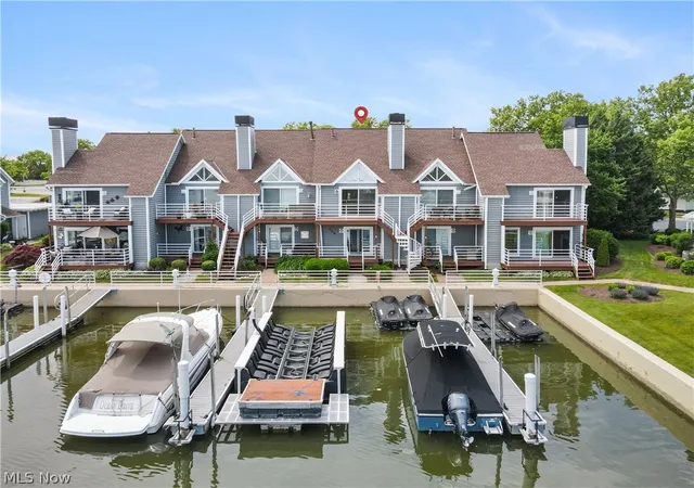 Homes for sale in Sandusky, OH | 179 Marina Point Dr, Sandusky, OH 44870 | MLS# 5215460