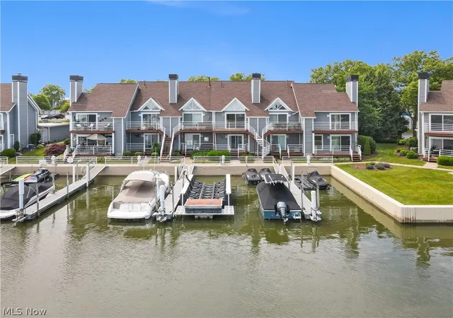 Homes for sale in Sandusky, OH | 179 Marina Point Dr, Sandusky, OH 44870 | MLS# 5215460