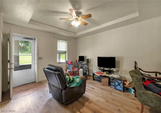 5th image of 1206 Lawrence Rd Ne, Canton, OH 44705 | MLS# 5215513