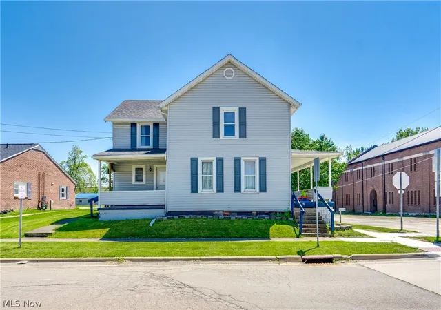 Homes for sale in Shreve, OH | 202 S Market St, Shreve, OH 44676 | MLS# 5215765