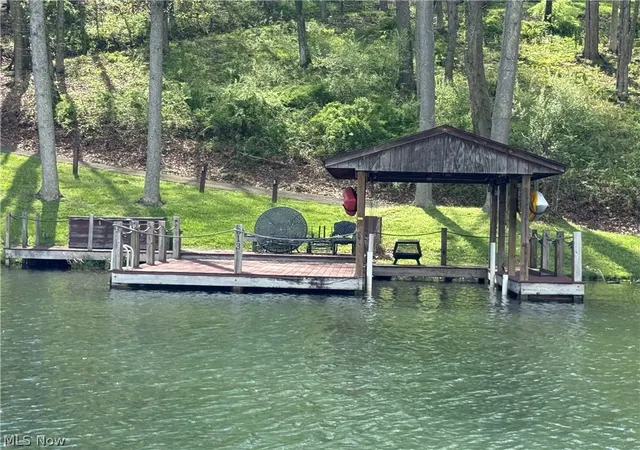 5th image of 2594 W Buckhorn Dr, Millersburg, OH 44654 | MLS# 5202577