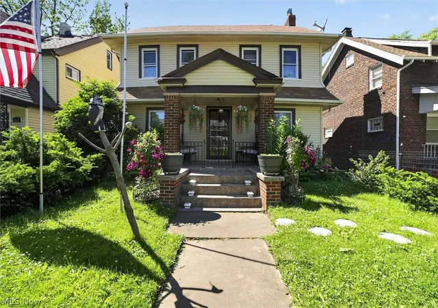 2nd image of 1066 Nela View Rd, Cleveland, OH 44112 | MLS# 5214997