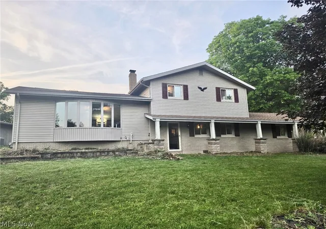 Photo 1 of Single family home for sale at 520 Brookpark Dr, Cuyahoga Falls, OH 44223 | MLS# 5215541 | Listing updated on 2026-08-01
