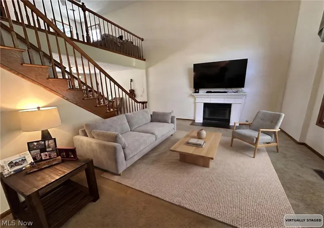 2nd image of 16492 Sunwood Oval, Strongsville, OH 44136 | MLS# 5215770