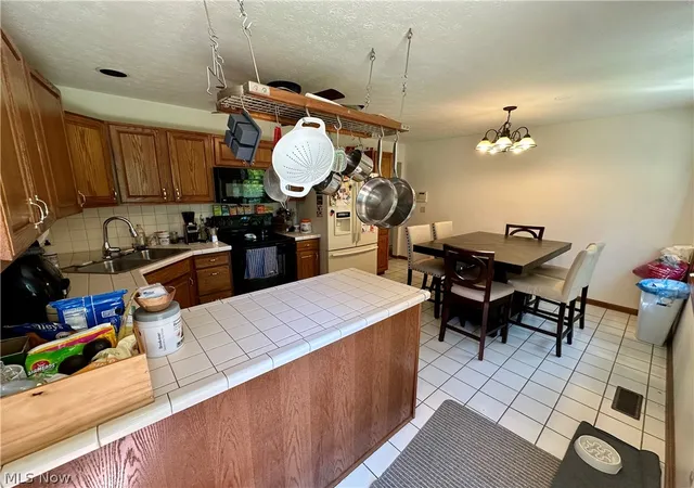5th image of 16492 Sunwood Oval, Strongsville, OH 44136 | MLS# 5215770