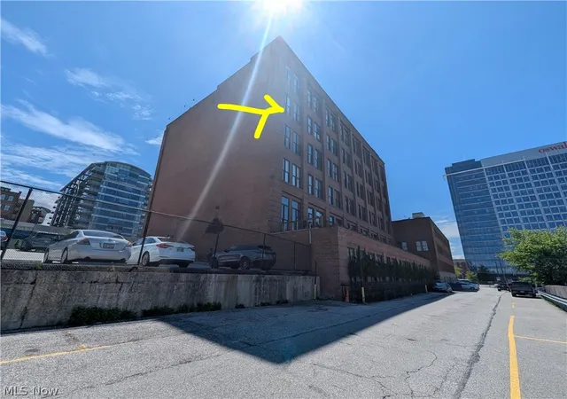 Photo 3 of Condo for sale at 1133 W 9th Street #604, Cleveland, OH 44113 | MLS# 5215521 | Listing updated on 2026-09-01