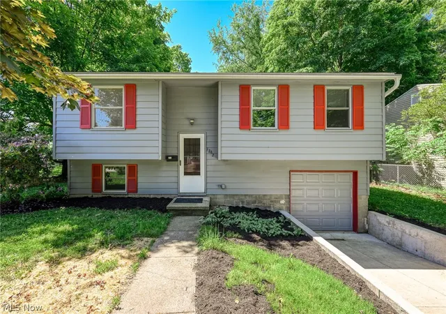 Homes for sale in Kent, OH | 1262 Carol Dr, Kent, OH 44240 | MLS# 5213136