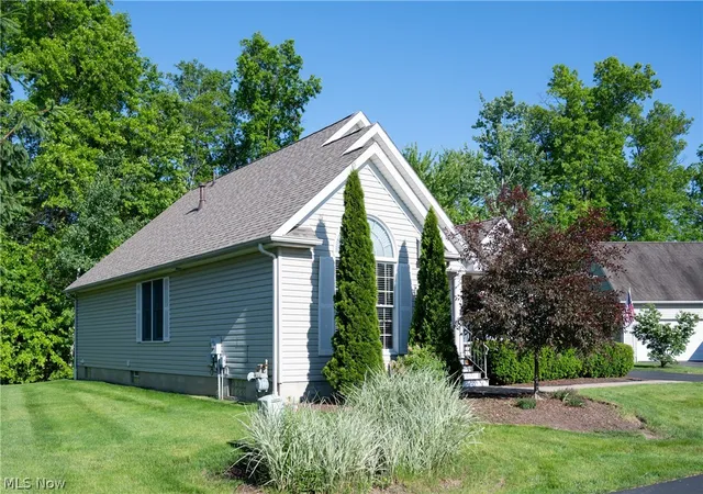 3rd image of 5216 Nashua Dr, Austintown, OH 44515 | MLS# 5215180