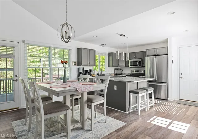 4th image of 5216 Nashua Dr, Austintown, OH 44515 | MLS# 5215180