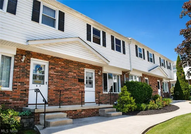 Homes for sale in Parma, OH | 6484 State Rd #D8, Parma, OH 44134 | MLS# 5215871