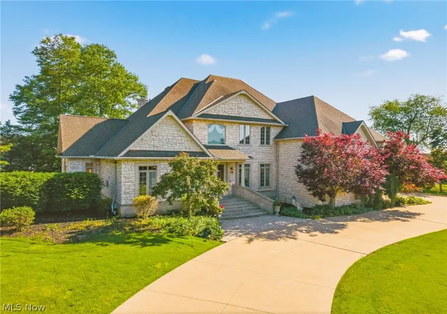 Photo 1 of Single family home for sale at 1524 Eagle Watch St Ne, Canton, OH 44721 | MLS# 5215554 | Listing updated on 2026-06-17