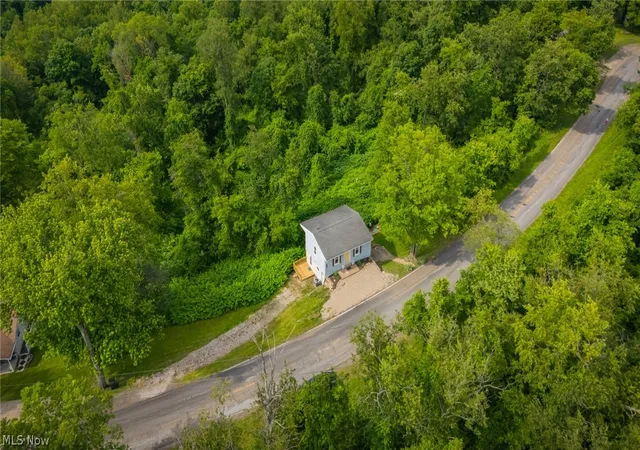 2nd image of 57087 Ferryview Rd, Martins Ferry, OH 43935 | MLS# 5216036