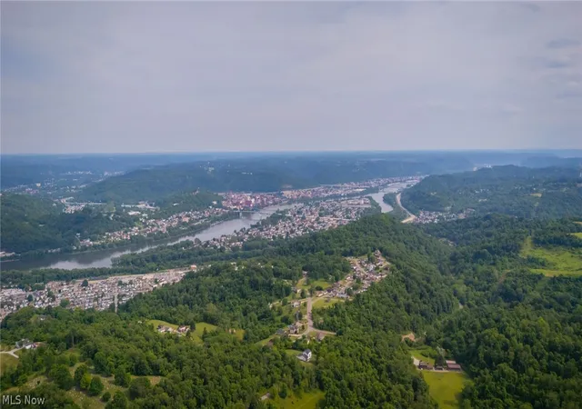 3rd image of 57087 Ferryview Rd, Martins Ferry, OH 43935 | MLS# 5216036