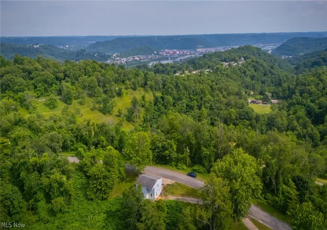 5th image of 57087 Ferryview Rd, Martins Ferry, OH 43935 | MLS# 5216036