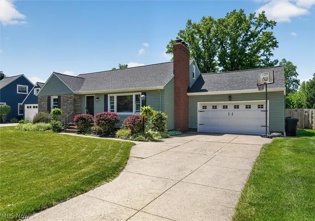 Homes for sale in Middleburg Heights, OH | 13795 Shawnee Trl, Middleburg Heights, OH 44130 | MLS# 5215986