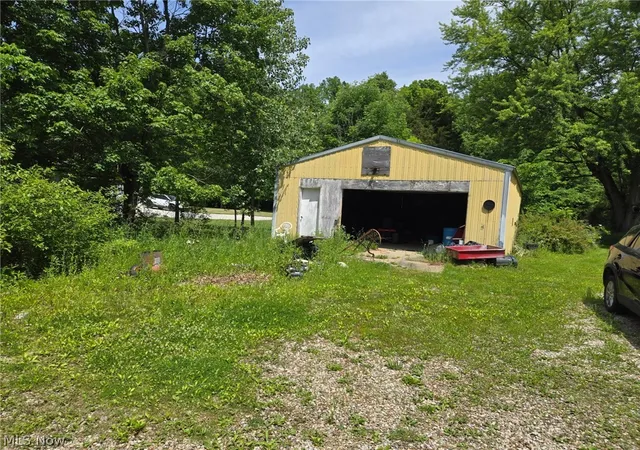 2nd image of 348 Fox Lake Rd, Wooster, OH 44691 | MLS# 5216066