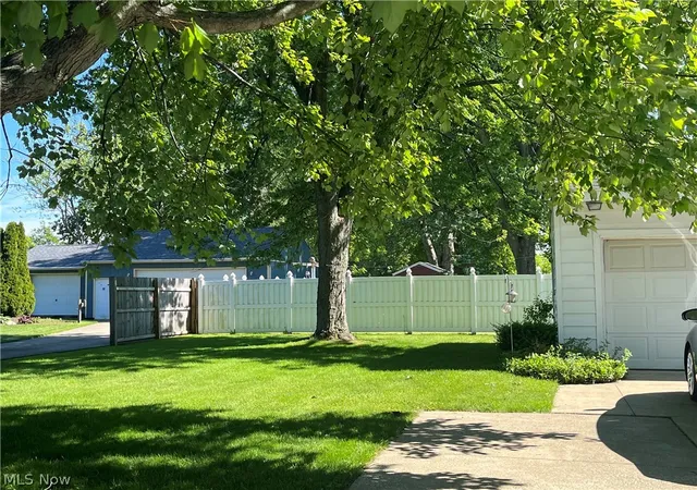 4th image of 708 Allen Ave, Ashtabula, OH 44004 | MLS# 5215672