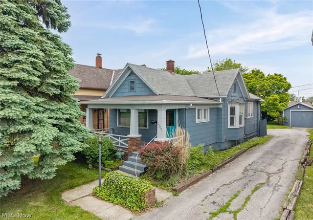 1st image of 2509 Columbus Ave, Sandusky, OH 44870 | MLS# 5216152