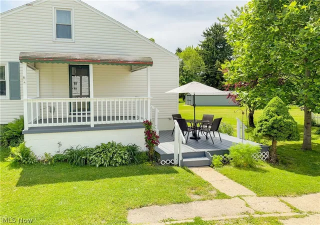 Photo 4 of Single family home for sale at 3250 Mayfair Rd, Green, OH 44312 | MLS# 5213190 | Listing updated on 2026-08-27