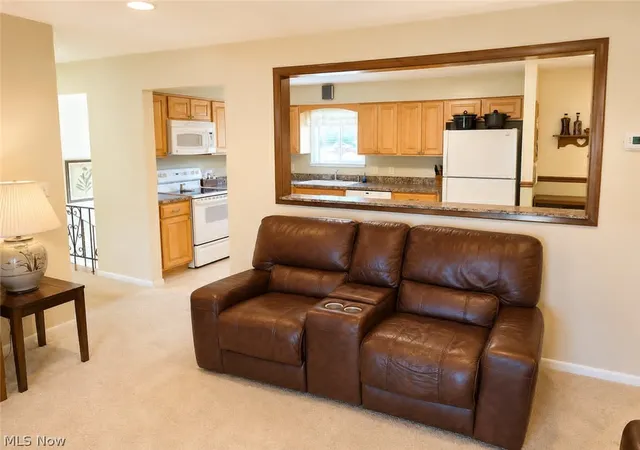 Homes for sale in North Royalton, OH | 14598 S Gateway Dr, North Royalton, OH 44133 | MLS# 5216144