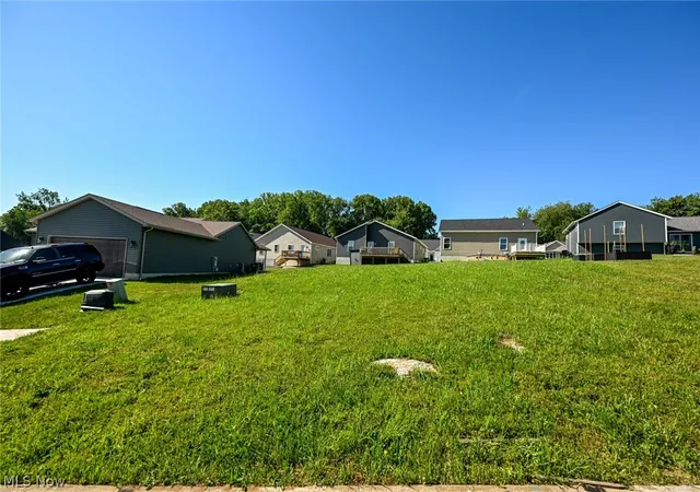 Homes for sale in Doylestown, OH | 1255 Thorn Wy, Doylestown, OH 44230 | MLS# 5216096