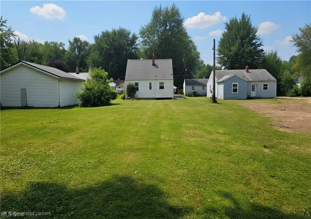 4th image of 1328 Myrtle Ave, Ashtabula, OH 44004 | MLS# 5216098