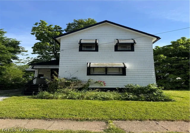 Photo 1 of Sale Pending at 9518 Benham Ave, Cleveland, OH 44105 | MLS# 5216094 | Listing updated on 2026-09-25