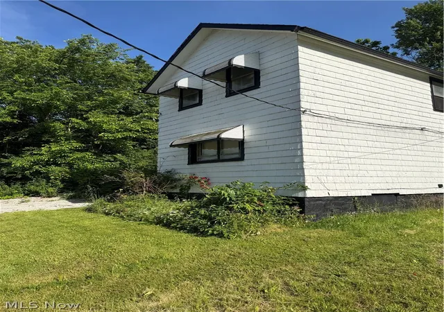 Photo 2 of Sale Pending at 9518 Benham Ave, Cleveland, OH 44105 | MLS# 5216094 | Listing updated on 2026-09-25