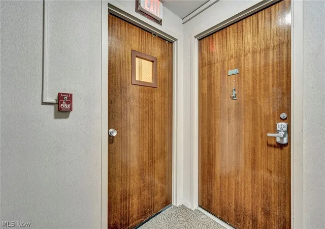 Homes for sale in Lakewood, OH | 12520 Edgewater Dr #1106, Lakewood, OH 44107 | MLS# 5213435