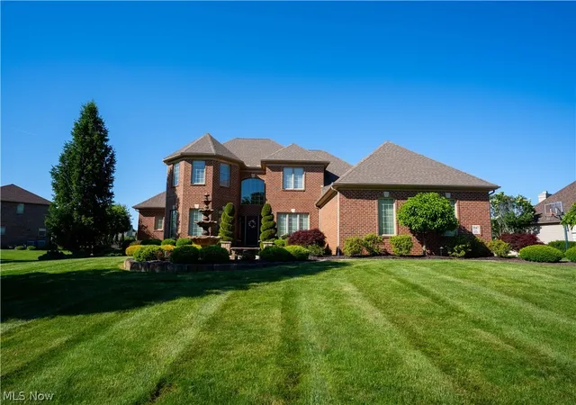 Photo 1 of Sale Pending at 3947 Via Siena, Youngstown, OH 44514 | MLS# 5216206 | Listing updated on 2026-08-05
