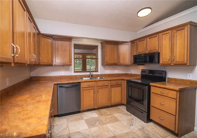 4th image of 120 Windermere Dr, St Clairsville, OH 43950 | MLS# 5215392