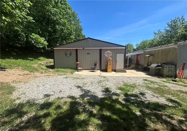 Photo 2 of Single family home for sale at 5494 Pounds Ln, Glouster, OH 45732 | MLS# 5216229 | Listing updated on 2026-07-28