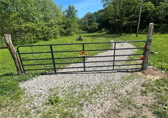 Homes for sale in Glouster, OH | 5854 Pounds Rd, Glouster, OH 45732 | MLS# 5216247