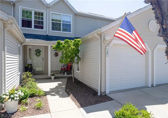 Homes for sale in Streetsboro, OH | 709 Gold Leaf Ct, Streetsboro, OH 44241 | MLS# 5216046