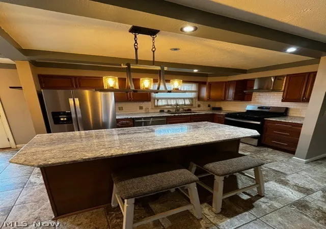Photo 3 of Sale Pending at 6779 Colleen Dr, Youngstown, OH 44512 | MLS# 5216268 | Listing updated on 2026-07-15