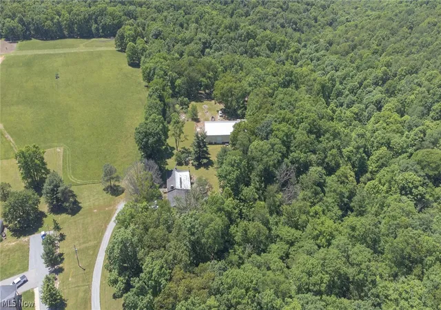 4th image of 38967 State Route 39 Rd, Salineville, OH 43945 | MLS# 5215813