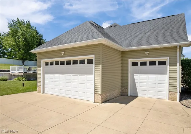 3rd image of 5043 Violet Knoll Ave Ne, Canton, OH 44705 | MLS# 5215428